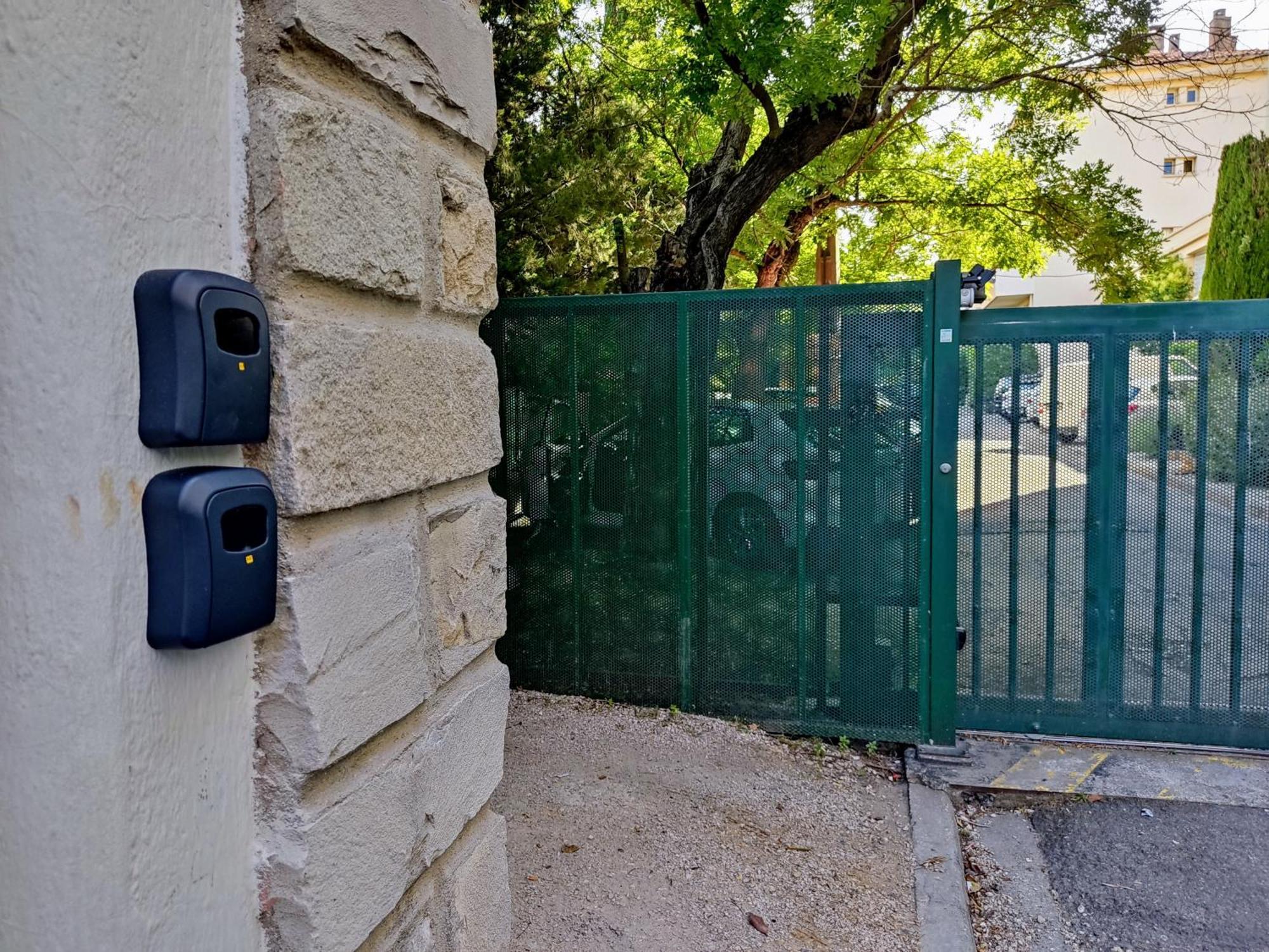 Provencal-Style Apartment Aix-en-Provence Exterior foto